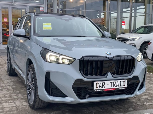 bmw-x1-20-l-2025-g-big-3