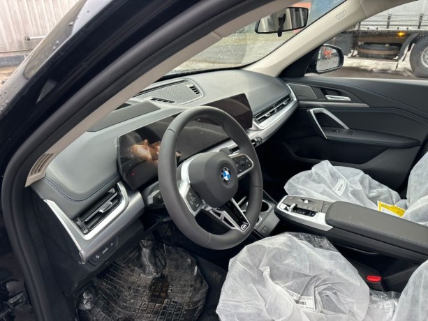bmw-x1-20-l-2025-g-big-6