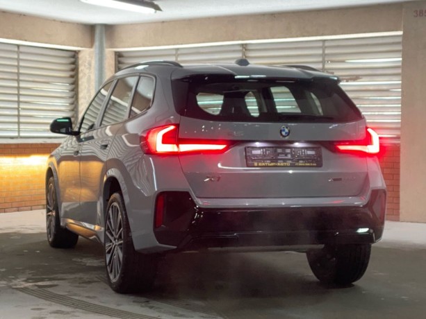 bmw-x1-20-l-2025-g-big-1