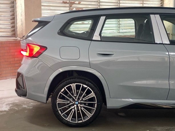 bmw-x1-20-l-2025-g-big-4