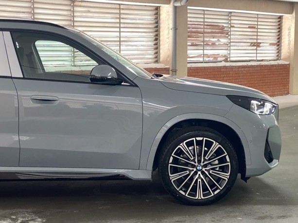 bmw-x1-20-l-2025-g-big-5