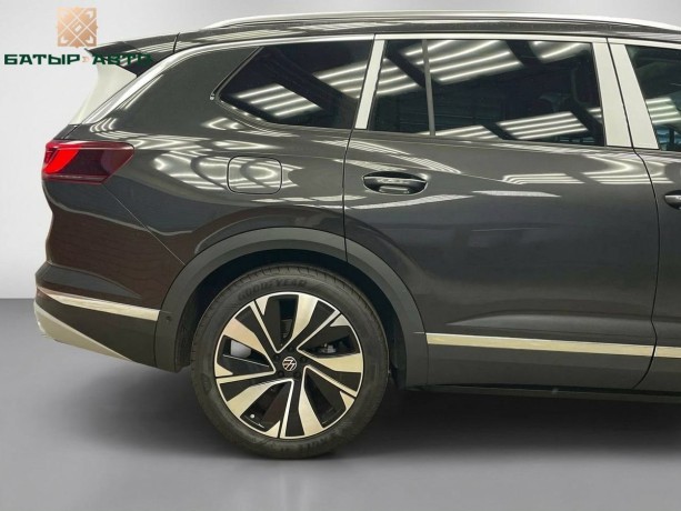 volkswagen-talagon-20-l-2025-g-big-4