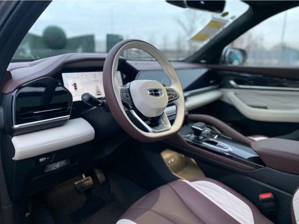 geely-monjaro-20-l-2024-g-big-9