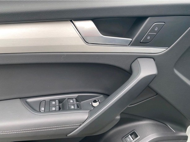 audi-q5-20-l-2023-g-big-9