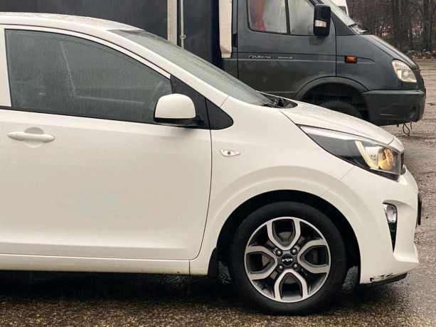 kia-picanto-1-l-2022-g-big-4