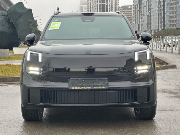 lynk-co-900-20-l-2025-g-big-1