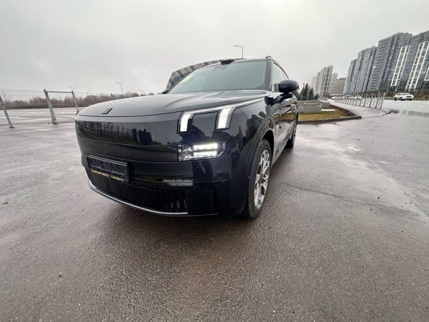 lynk-co-900-20-l-2025-g-big-4