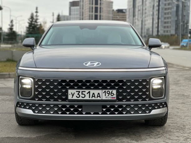 hyundai-grandeur-25-l-2023-g-big-1