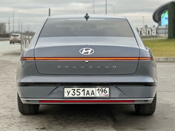 hyundai-grandeur-25-l-2023-g-big-6