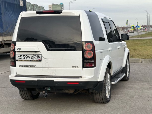 land-rover-discovery-3-l-2014-g-big-6