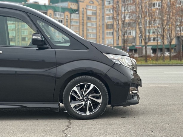 honda-stepwgn-15-l-2016-g-big-9