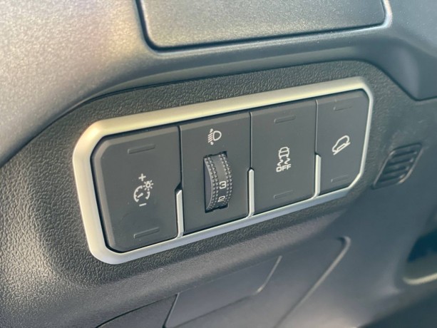 tank-300-20-l-2025-g-big-8