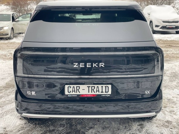 zeekr-9x-20-l-2025-g-big-4