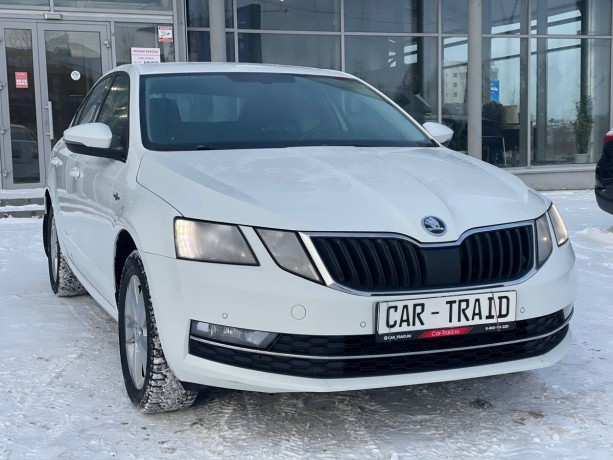 skoda-octavia-14-l-2018-g-big-3