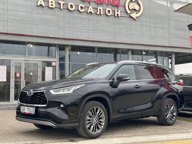 toyota-highlander-20-l-2025-g-big-0