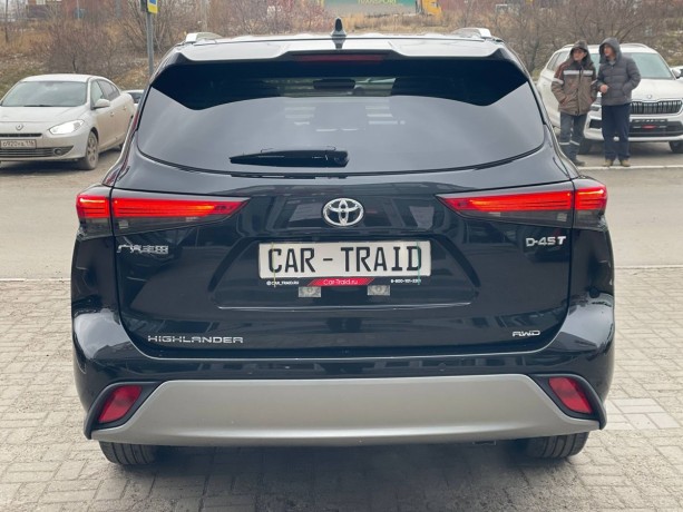 toyota-highlander-20-l-2025-g-big-5