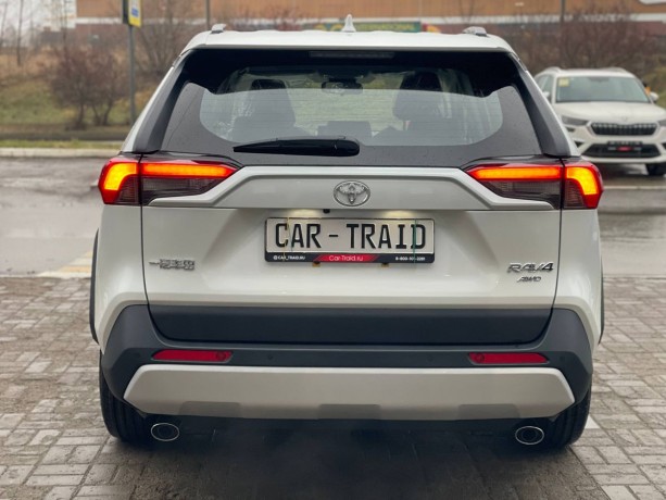 toyota-rav4-20-l-2025-g-big-5