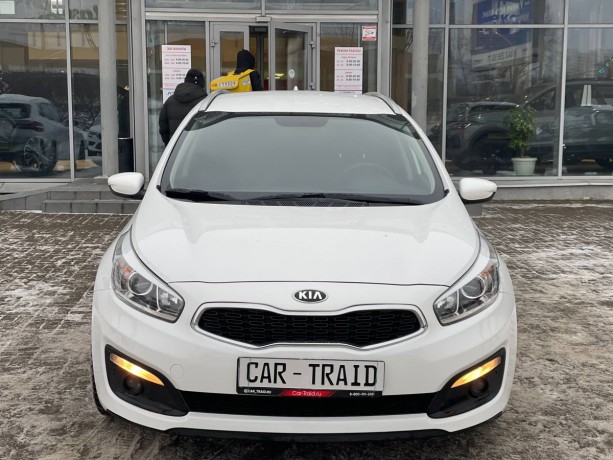 kia-ceed-16-l-2018-g-big-2