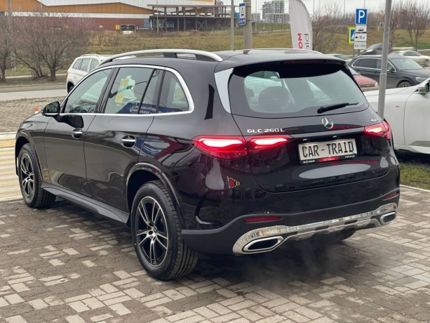 mercedes-benz-glc-20-l-2025-g-big-6