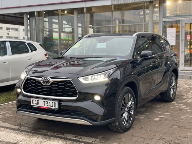 toyota-highlander-20-l-2025-g-big-1