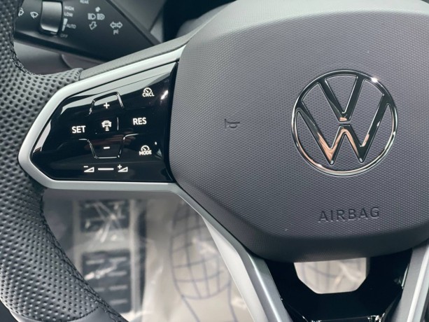 volkswagen-tiguan-20-l-2025-g-big-9