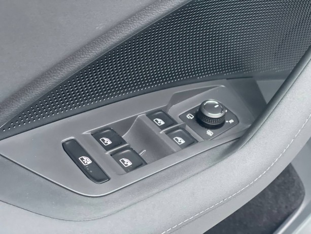 volkswagen-tiguan-20-l-2025-g-big-7