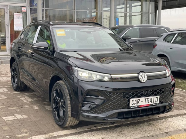 volkswagen-tiguan-20-l-2025-g-big-3