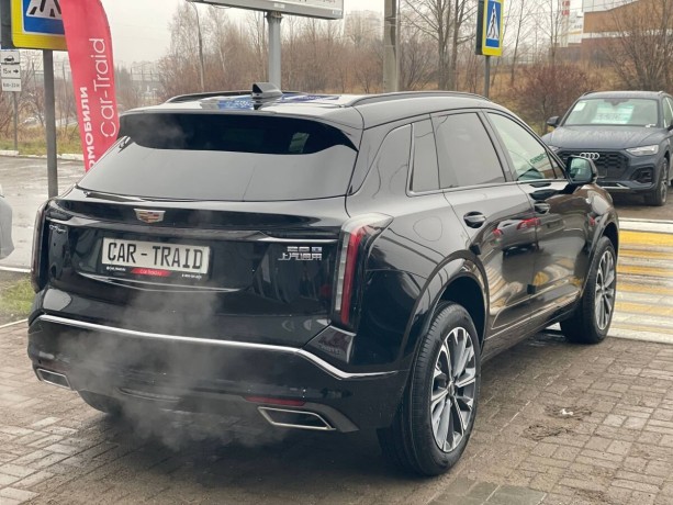 cadillac-xt5-20-l-2025-g-big-4