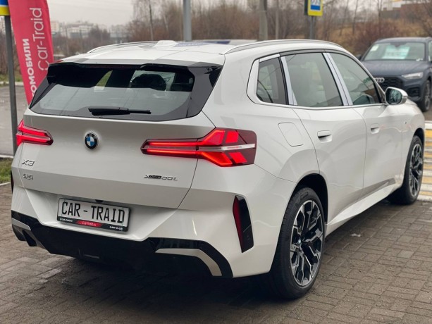 bmw-x3-20-l-2025-g-big-4