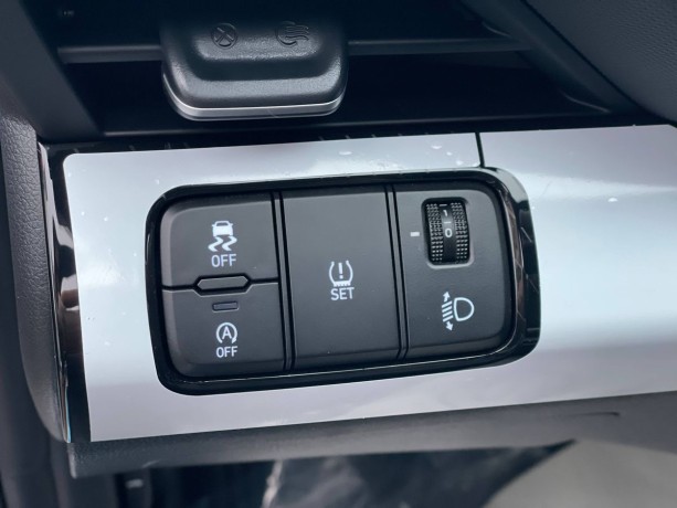 hyundai-lafesta-15-l-2025-g-big-9