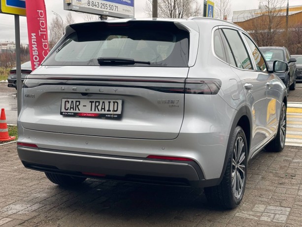 geely-galaxy-starship-7-15-l-2025-g-big-4