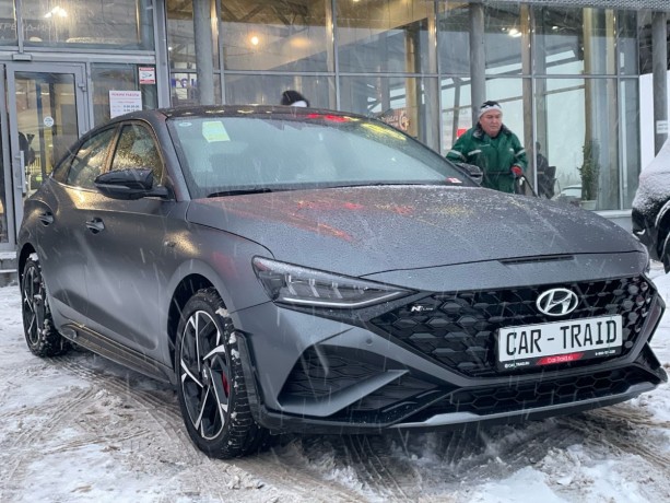 hyundai-lafesta-15-l-2025-g-big-3