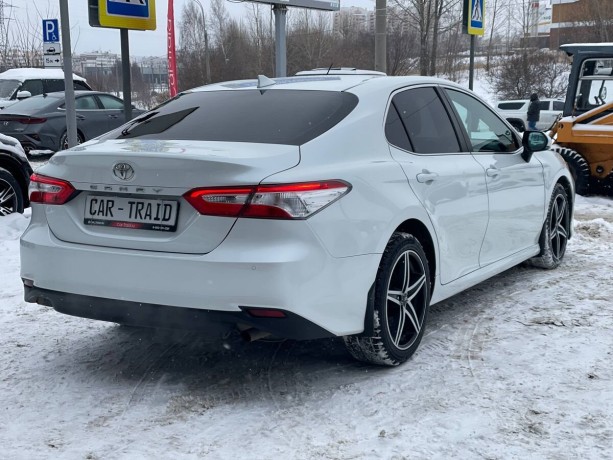 toyota-camry-20-l-2019-g-big-4