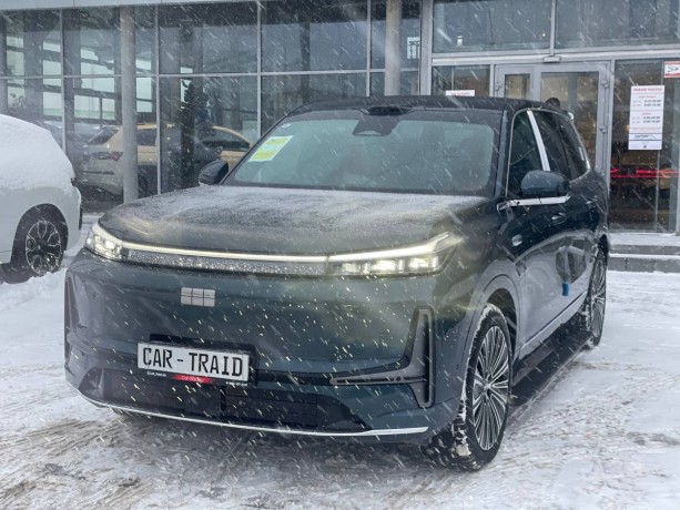 geely-galaxy-m9-15-l-2025-g-big-1