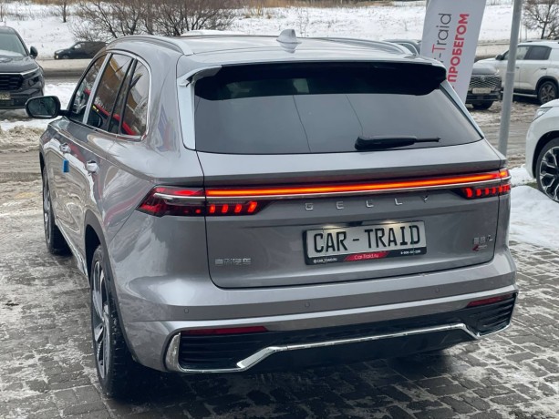 geely-monjaro-20-l-2024-g-big-6