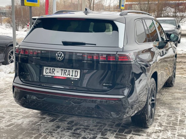 volkswagen-teramont-20-l-2025-g-big-4