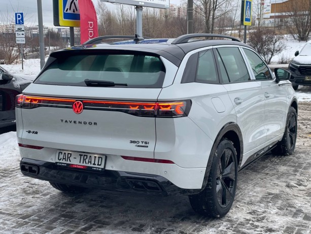 volkswagen-tavendor-20-l-2025-g-big-4