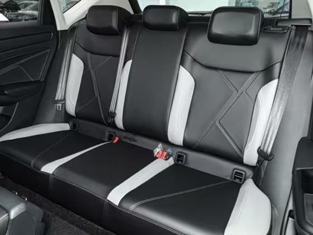 jetta-vs5-14-l-2026-g-big-7