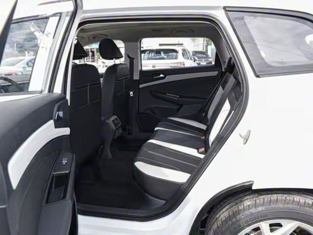 jetta-vs7-14-l-2026-g-big-8