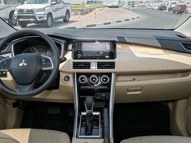 mitsubishi-xpander-15-l-2026-g-big-5