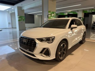 Audi, Q3, 1.4 л., 2021 г.