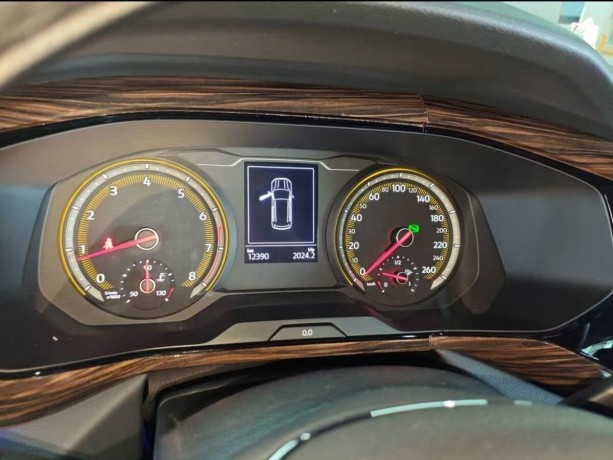 volkswagen-tharu-14-l-2021-g-big-6