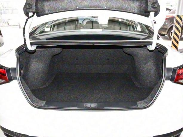 nissan-sylphy-16-l-2025-g-big-8