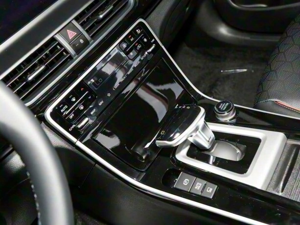 kia-seltos-15-l-2025-g-big-3