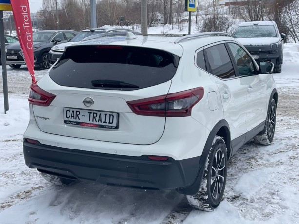 nissan-qashqai-20-l-2021-g-big-4