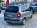 opel-zafira-22-l-2004-g-small-4