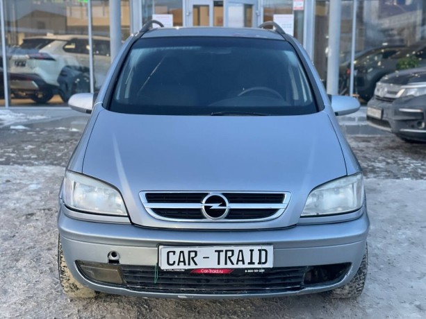 opel-zafira-22-l-2004-g-big-2