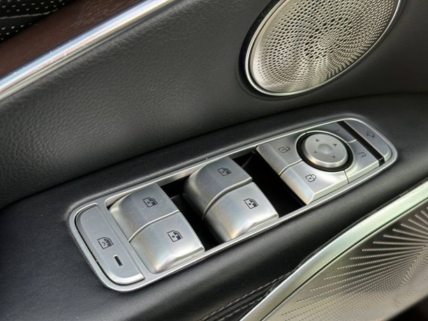 kia-k900-33-l-2019-g-big-7