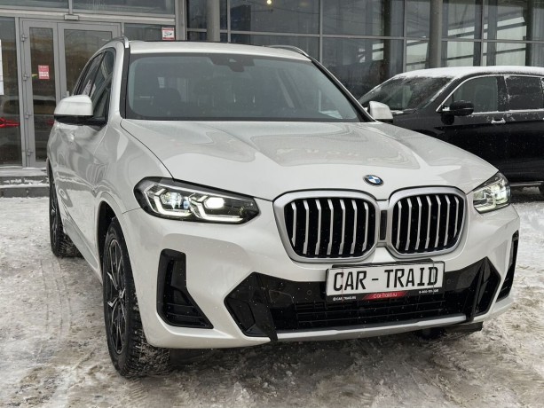 bmw-x3-20-l-2024-g-big-3