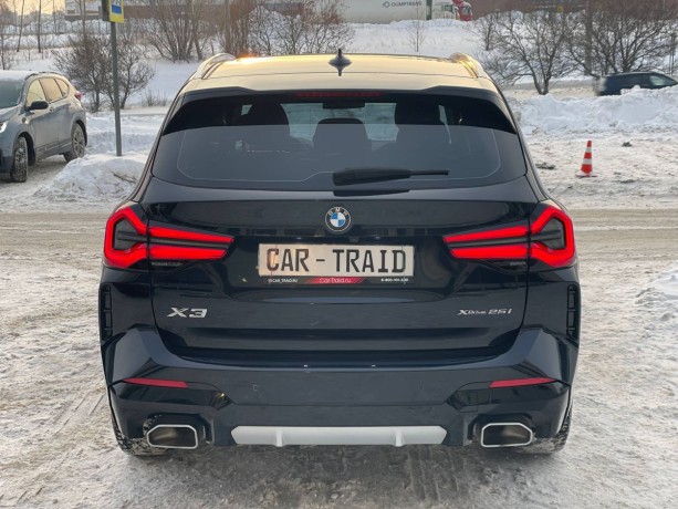 bmw-x3-20-l-2023-g-big-5